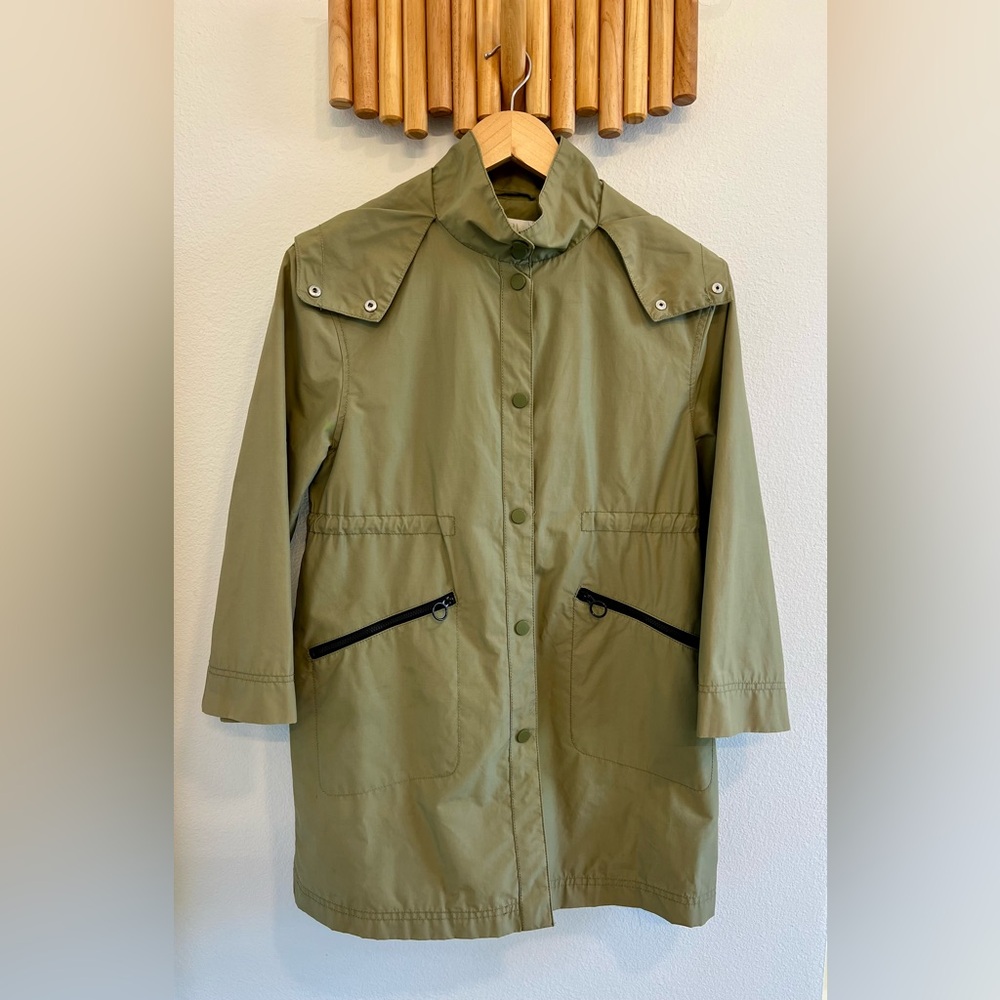 Zara Girls Green Raincoat with Drawstring Waist. Size 11-12